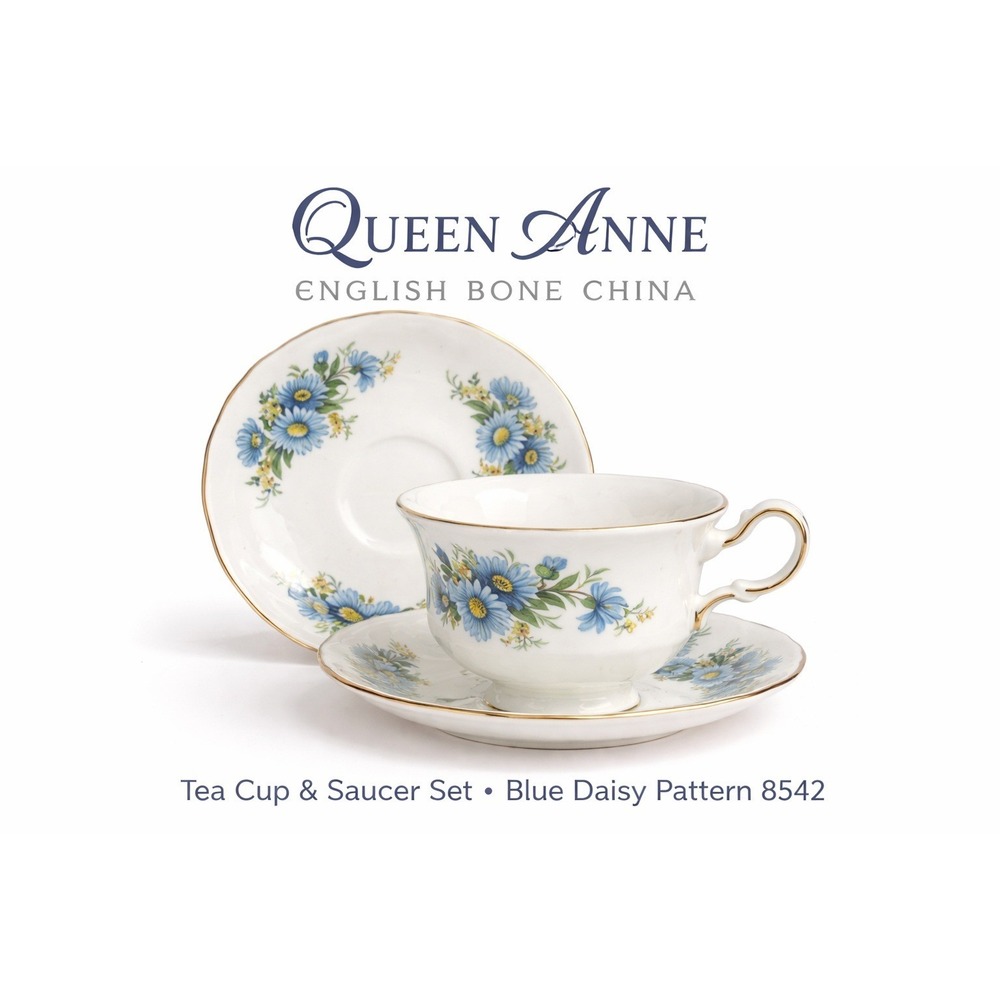 Queen Anne English Bone China Tea Cup Saucer Set Blue Daisy Pattern 8542 Vintage